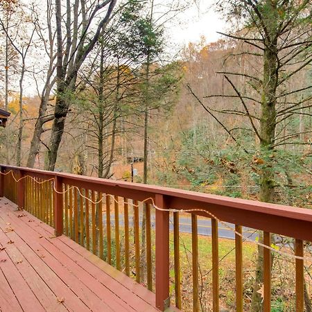 Gatlinburg A-Frame Home With Hot Tub Near Parkway Zewnętrze zdjęcie