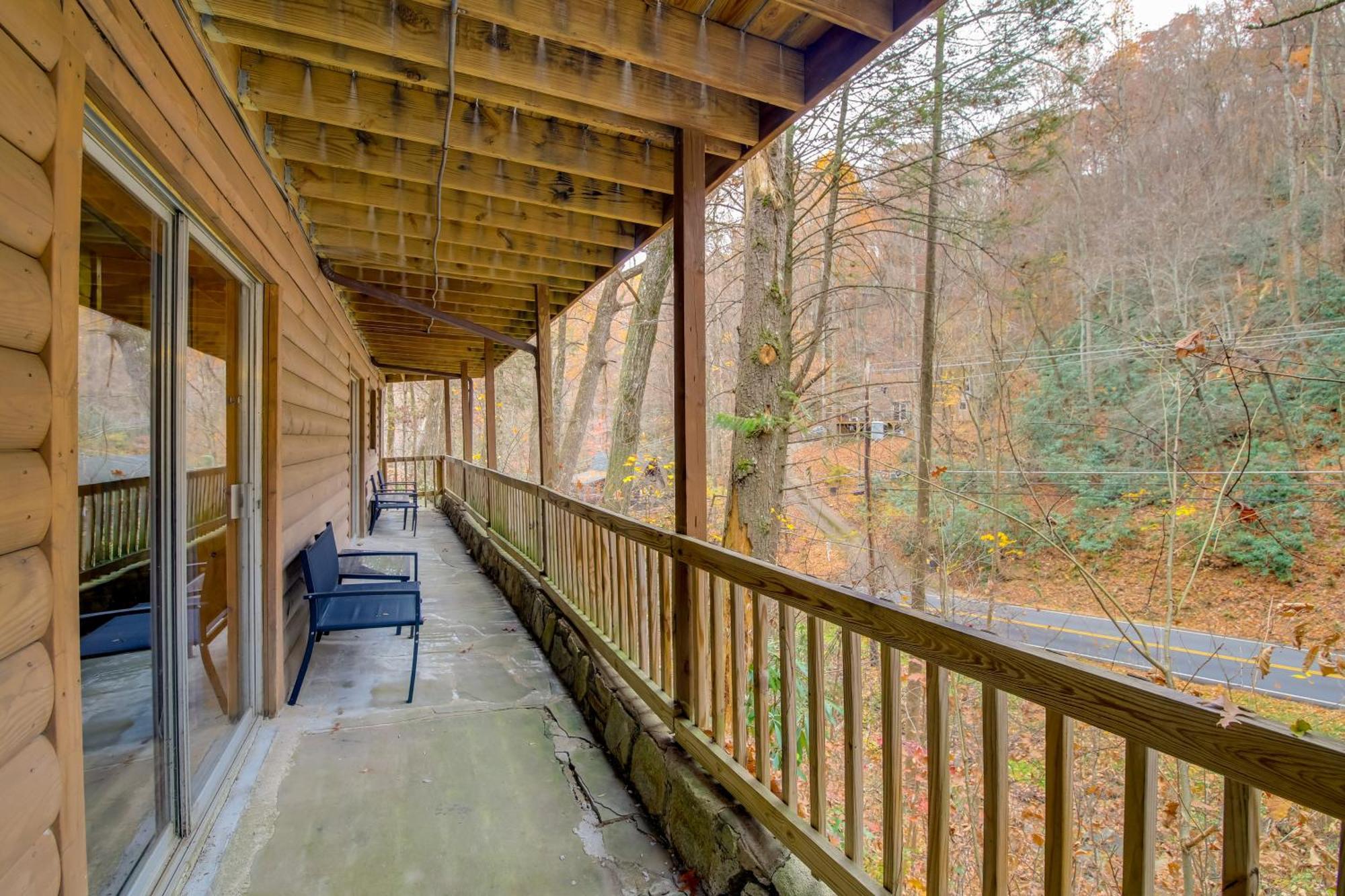 Gatlinburg A-Frame Home With Hot Tub Near Parkway Zewnętrze zdjęcie