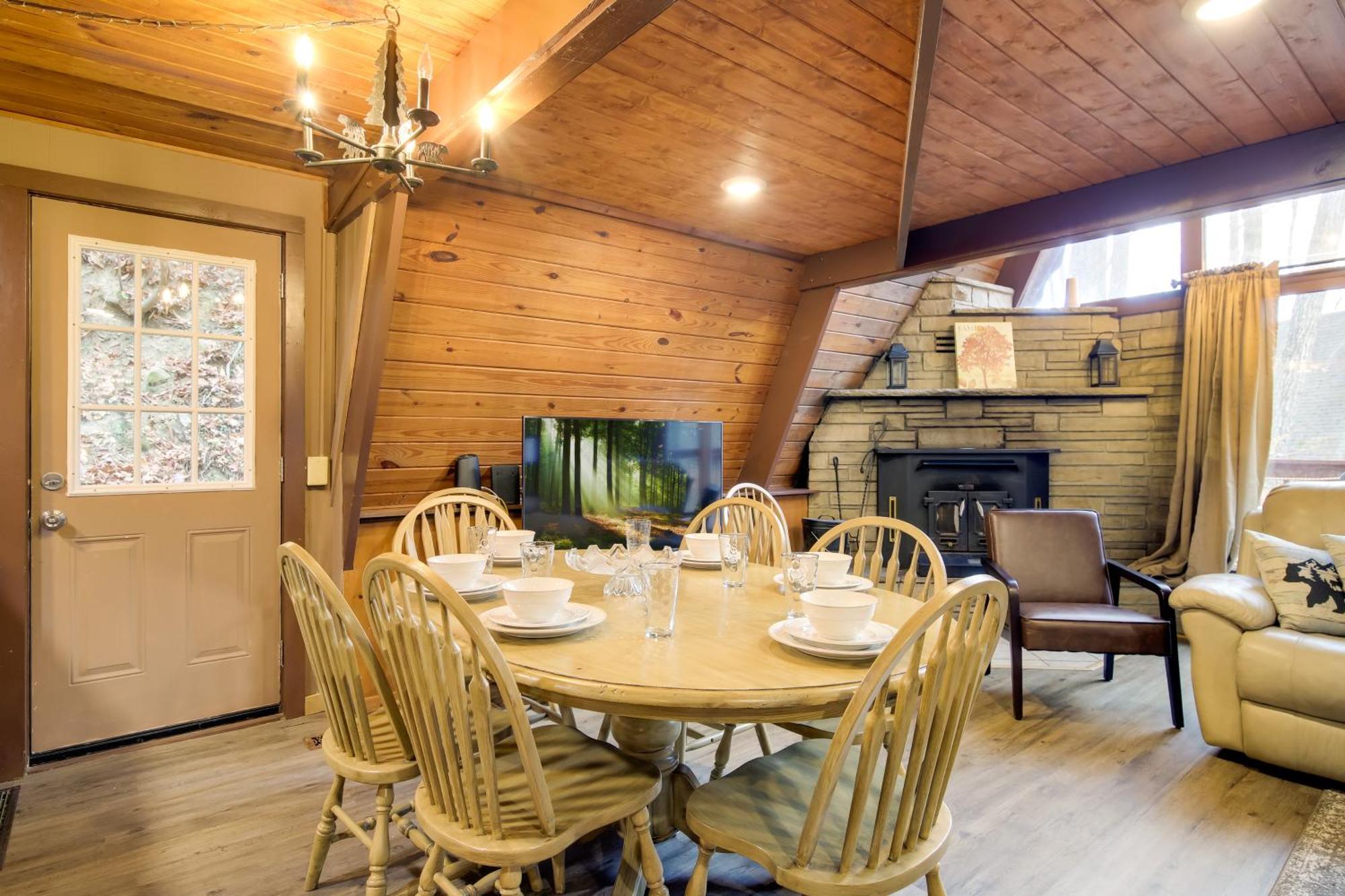 Gatlinburg A-Frame Home With Hot Tub Near Parkway Zewnętrze zdjęcie