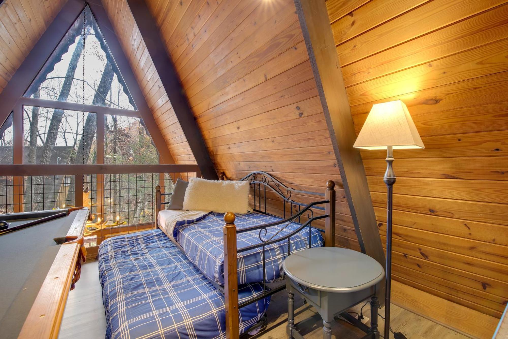 Gatlinburg A-Frame Home With Hot Tub Near Parkway Zewnętrze zdjęcie