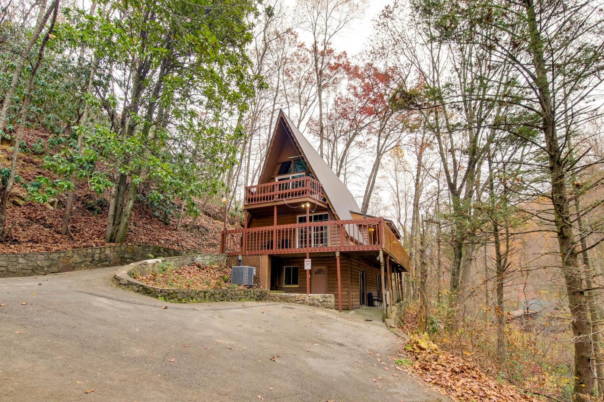 Gatlinburg A-Frame Home With Hot Tub Near Parkway Zewnętrze zdjęcie